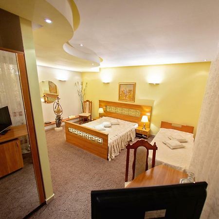 Izvin Hotel Roco מראה חיצוני תמונה