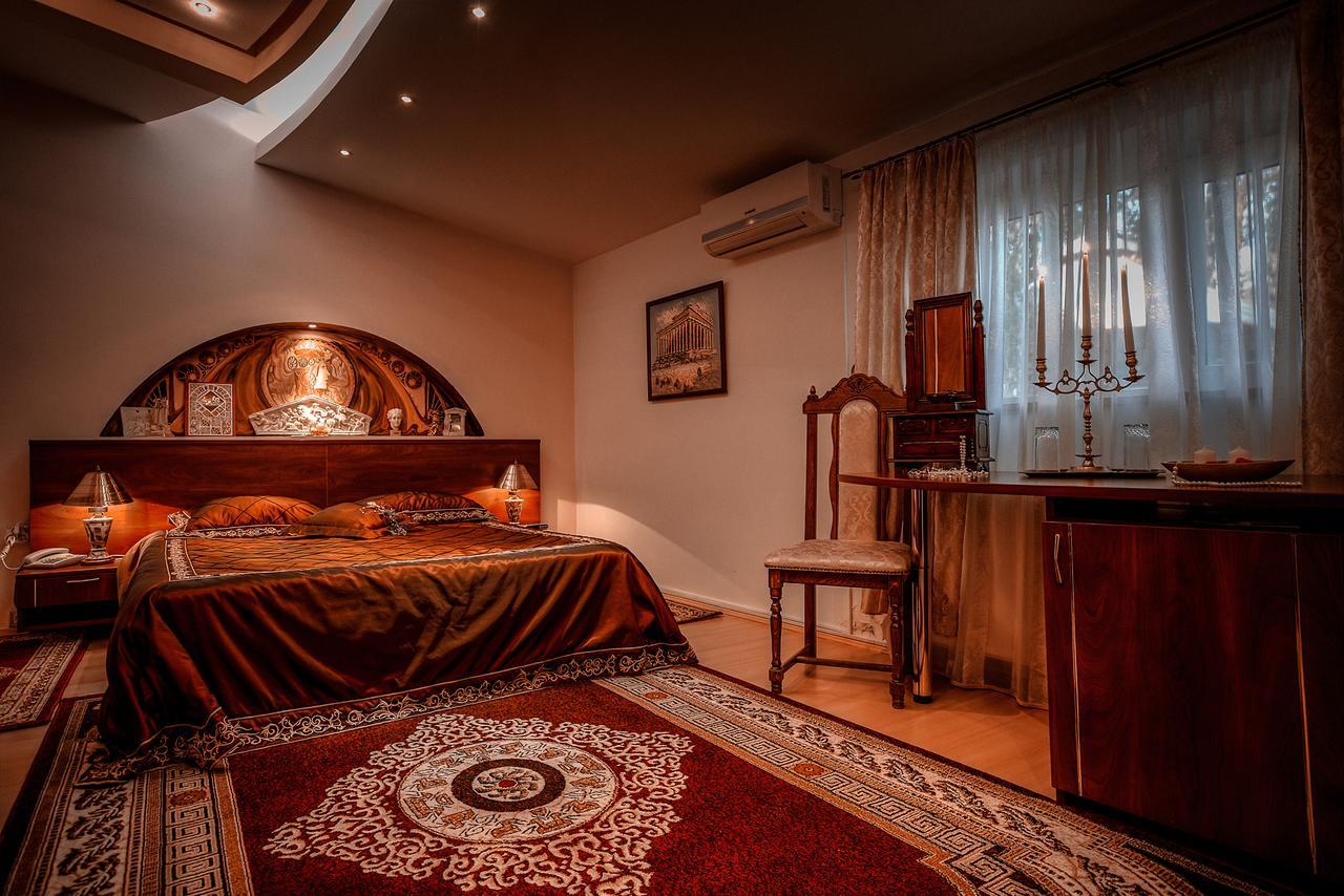 Izvin Hotel Roco מראה חיצוני תמונה