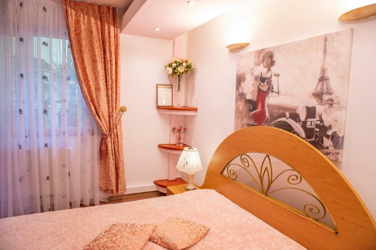 Izvin Hotel Roco מראה חיצוני תמונה